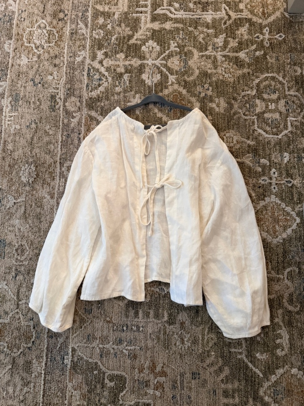 Zii Ropa Linen White Top with Delicate Texture - Picture 2 of 6